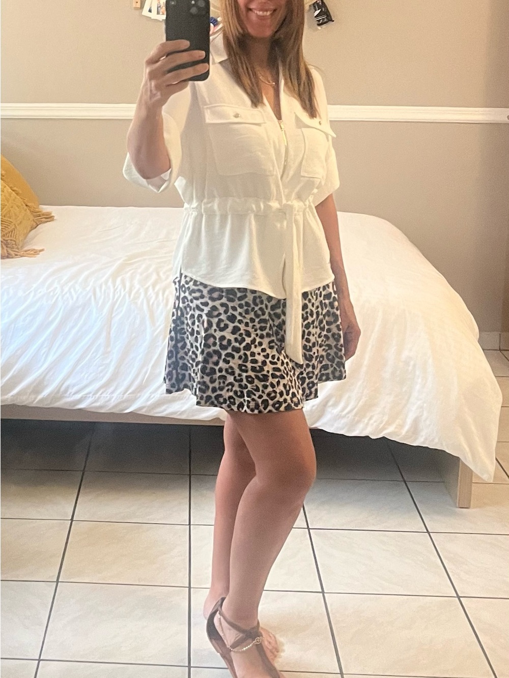 Zara White zip up Top - cinch waist
